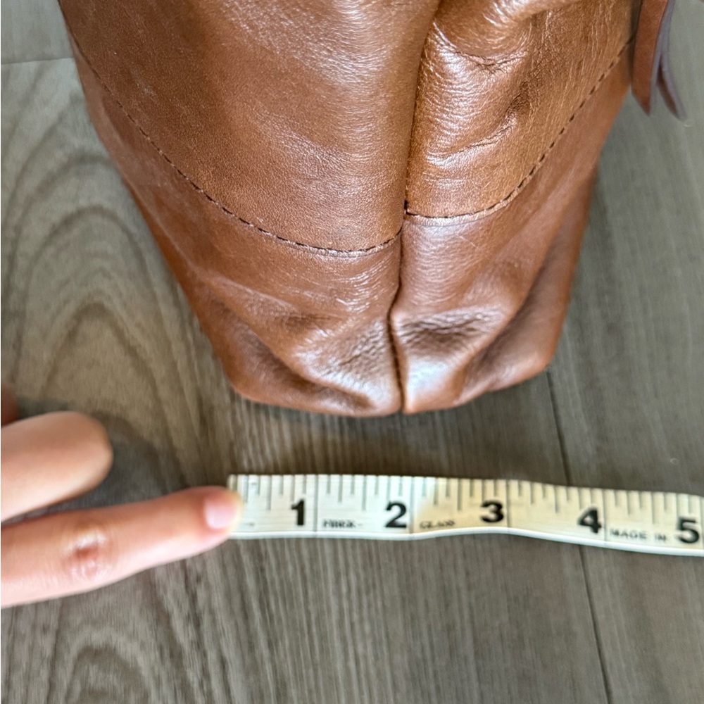 Margot Crossbody Leather Bag - Picture 12 of 12